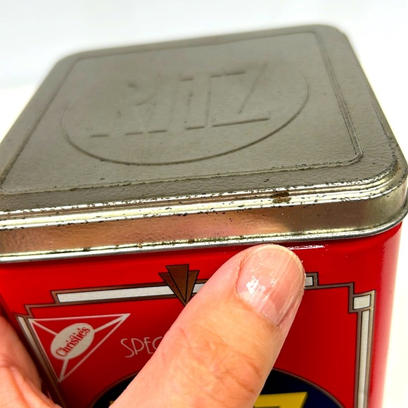 Retro Christie’s Ritz Biscuits special edition 450 g  “1935 -1990” tin - Picture 7 of 12